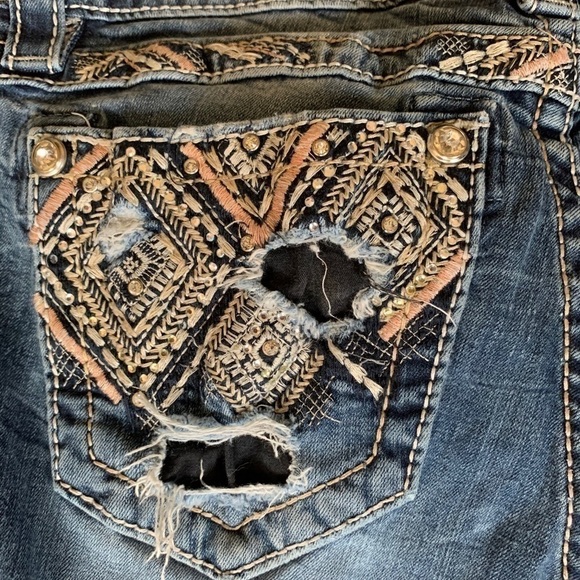 Miss Me crop jeans size 27 - Picture 3 of 5